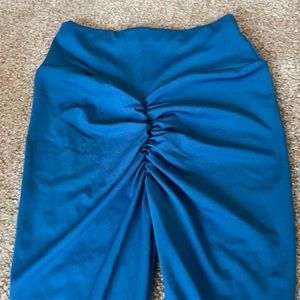 Butt scrunch leggings